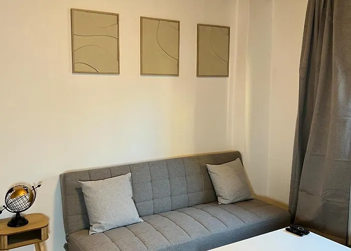 Minimalist Cozy Near Frankfurt Altenstadt (Hessen)